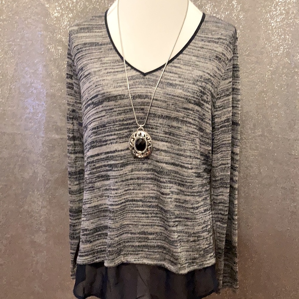 Liz Claiborne sweater